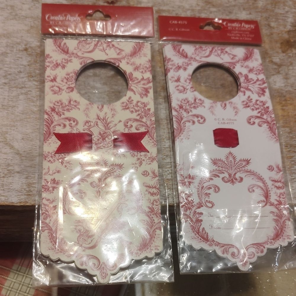 Toile Red and Cream Wine Bottle Gift  Tags
